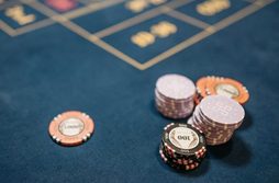 game gian lận Debet